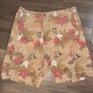 Island Shores Hawaiian Print Khaki Shorts